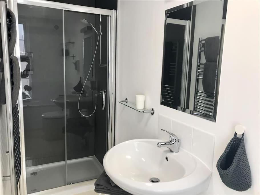 No 1 Town Apartment Sidmouth Bagian luar foto